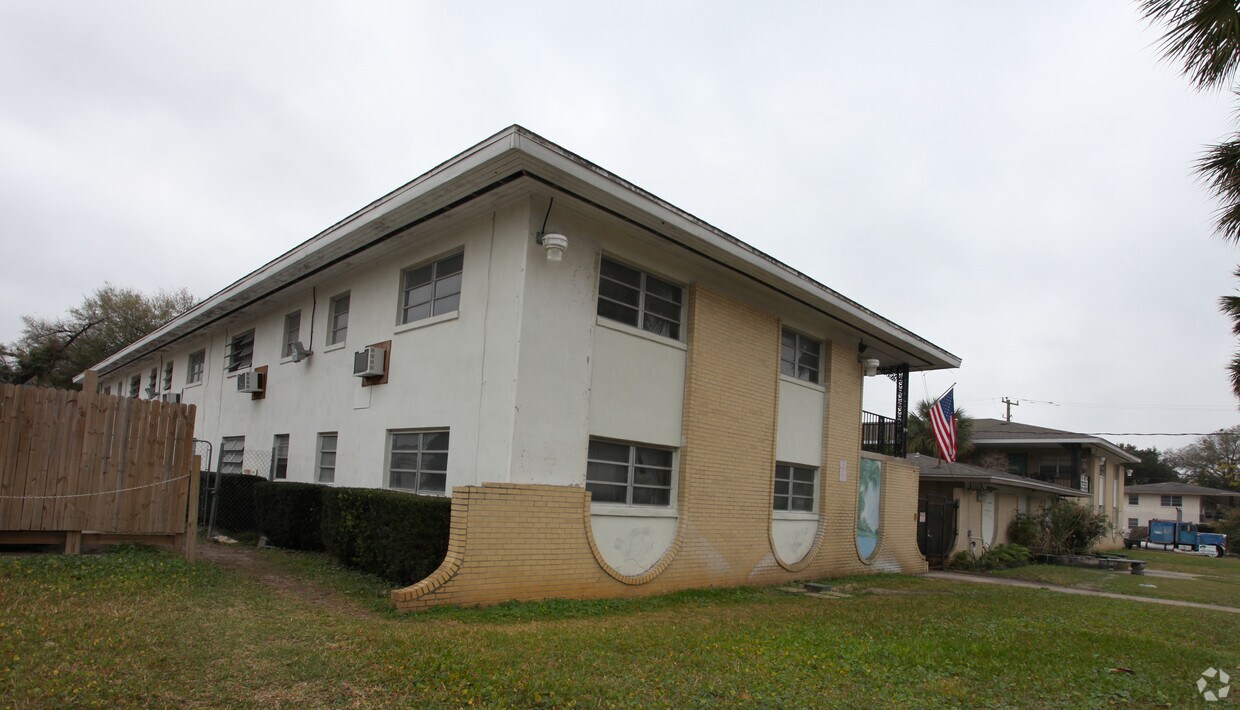 Playa Way Apartments Apartments 5548 Playa Way Jacksonville, FL