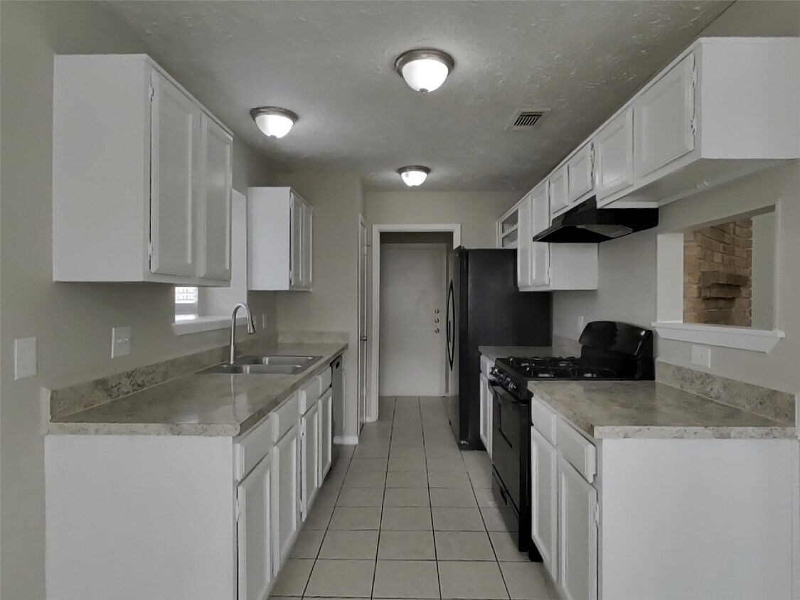 Foto principal - 2802 N Spring Dr