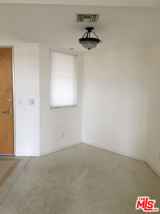 Foto del edificio - 12222 Wilshire Blvd