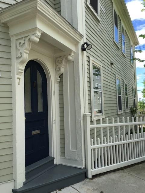 Primary Photo - 7 Sheldon St