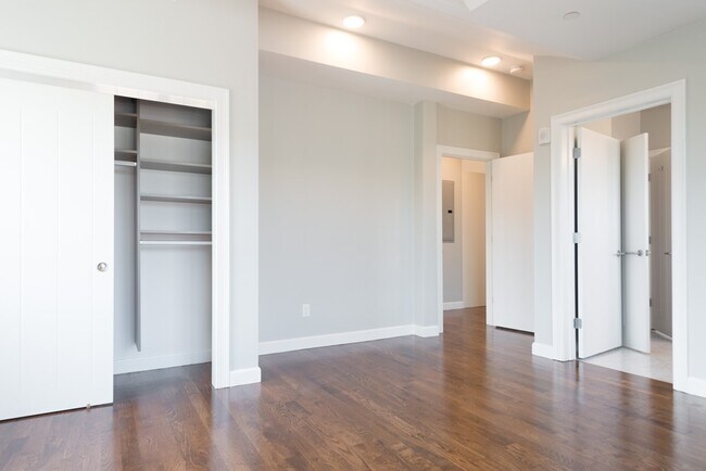 Foto del edificio - 57 Savin Hill Ave