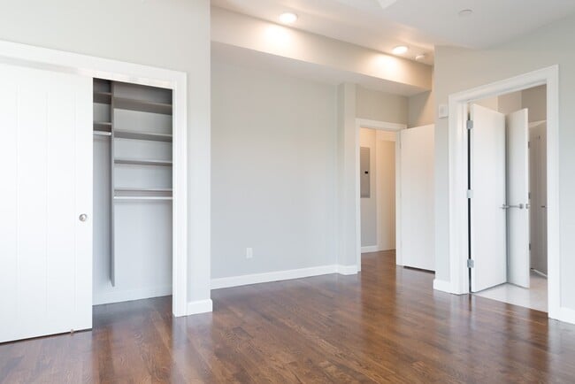 Building Photo - 57 Savin Hill Ave