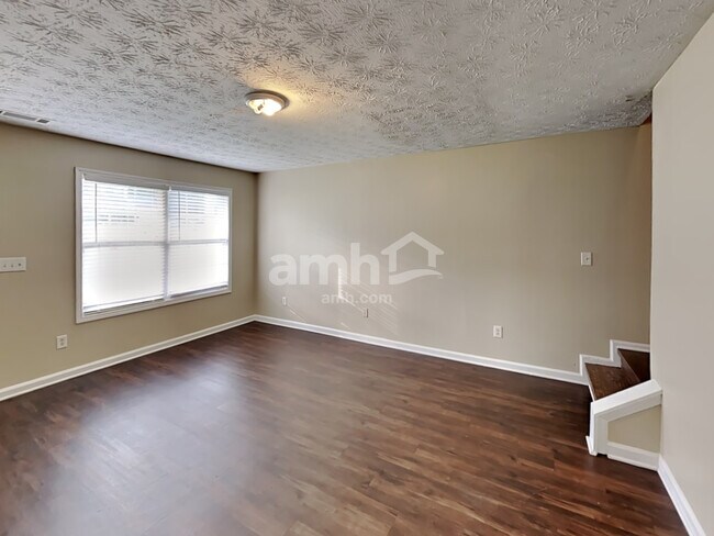 Foto del edificio - 435 Shenandoah Ct