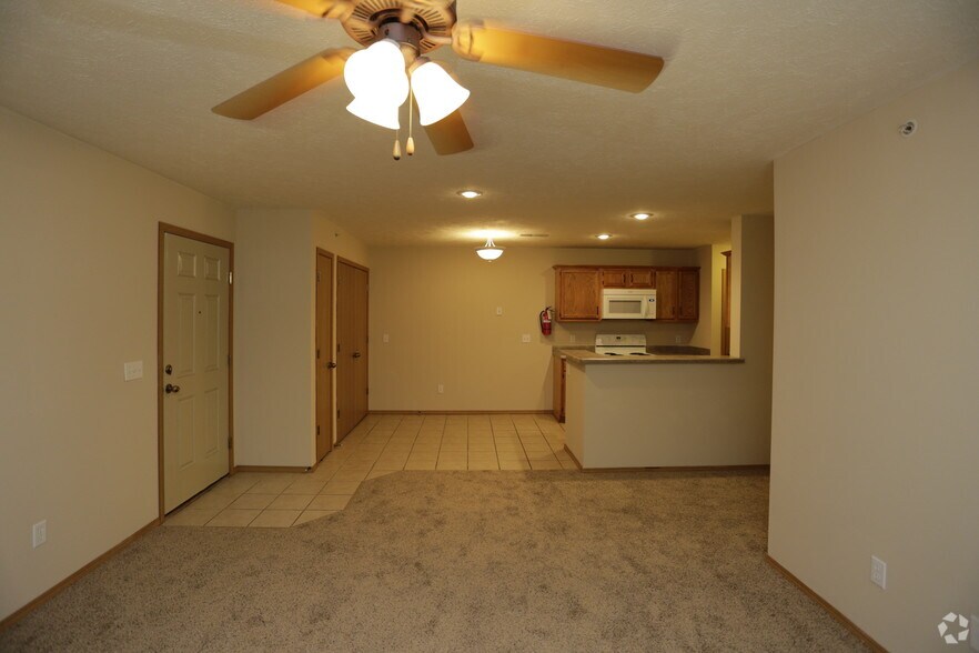 Golden Pond Als Springfield Mo Apartments Com