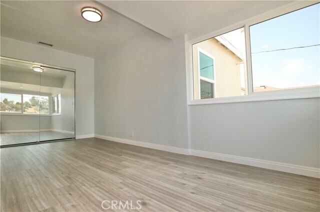 Building Photo - 902 De La Fuente St