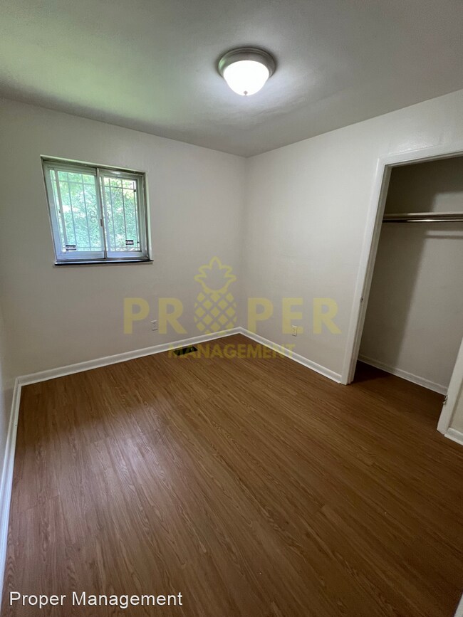 Foto del edificio - 3 br, 1 bath House - 2126 Piccadilly Ave