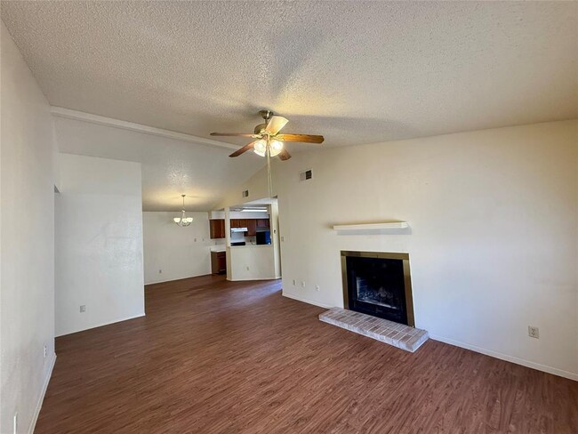Foto del edificio - 10611 Archdale Dr