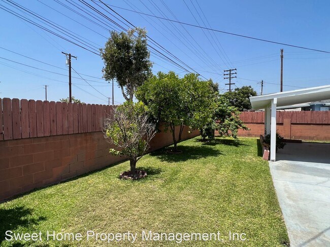 Building Photo - 3 br, 2 bath House - 5145 N Cranley Ave