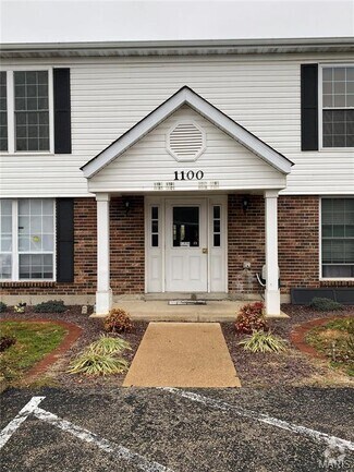 Building Photo - 1102 Condo Dr