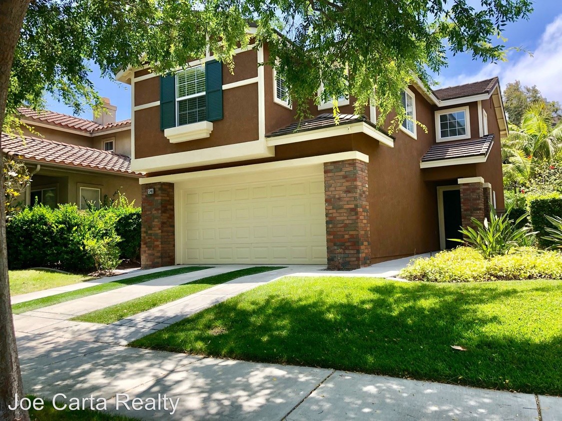 Primary Photo - 1740 Creekside Ln