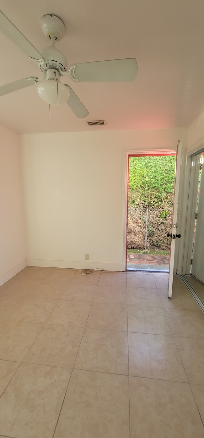 Foto del edificio - Room Rental Glendora
