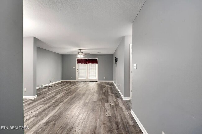 Building Photo - 1853 Tillery Square Ln