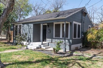 Building Photo - 1104 Bouldin Ave