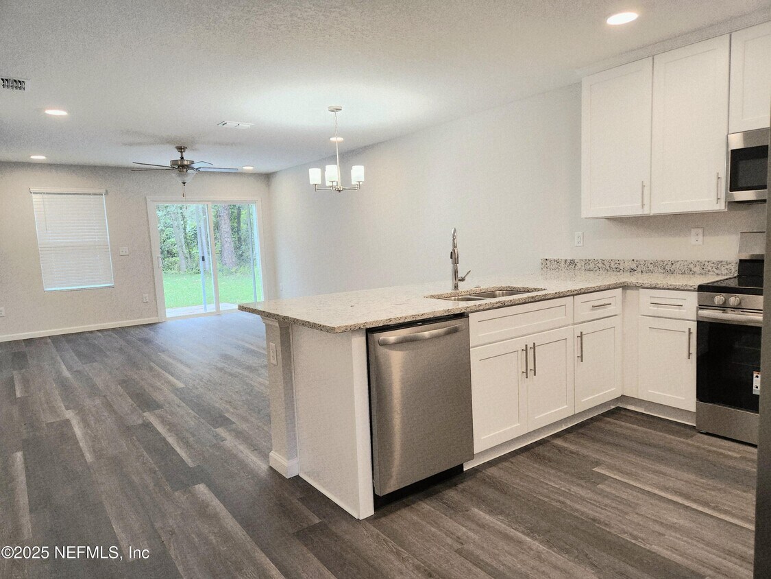 Foto del edificio - 3570 Bedford Rd
