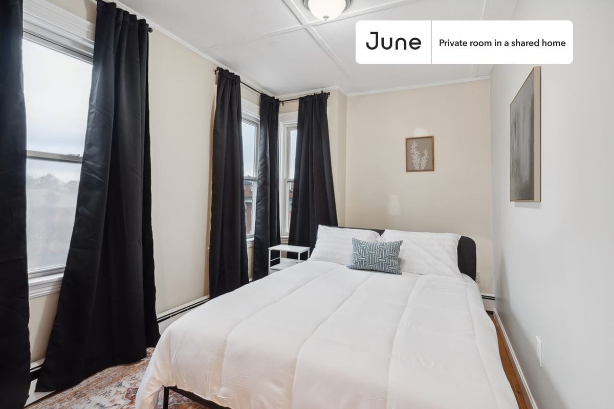 Private bedroom in 4 bed/1 bath Home - Private bedroom in 4 bed/1 bath Home