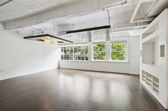 Building Photo - 329 E Colorado Blvd