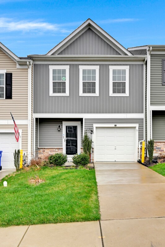 Foto del edificio - 130 Maple Run Dr