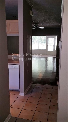 Building Photo - 5530 Carrollwood Key Dr