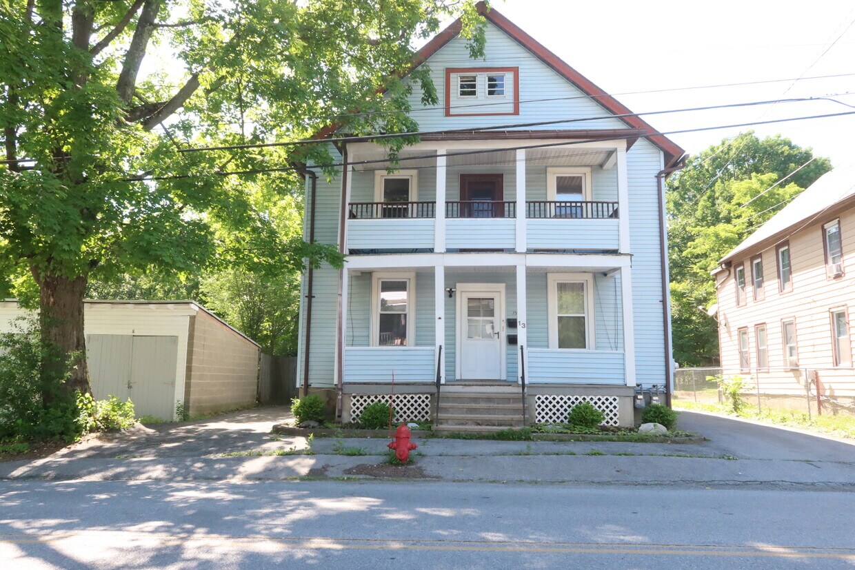 13 Seitz Ter Unit 1, Arlington, NY 12603 Apartments in Arlington, NY