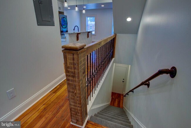 Building Photo - 537 N Plum St