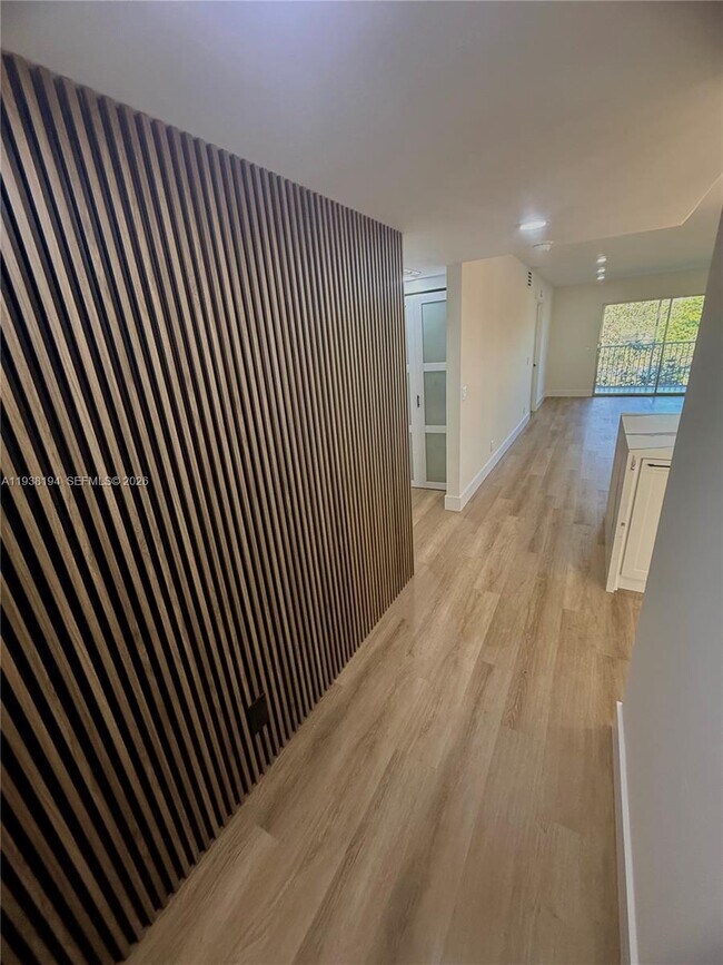 Foto del edificio - 1151 SW 128th Terrace