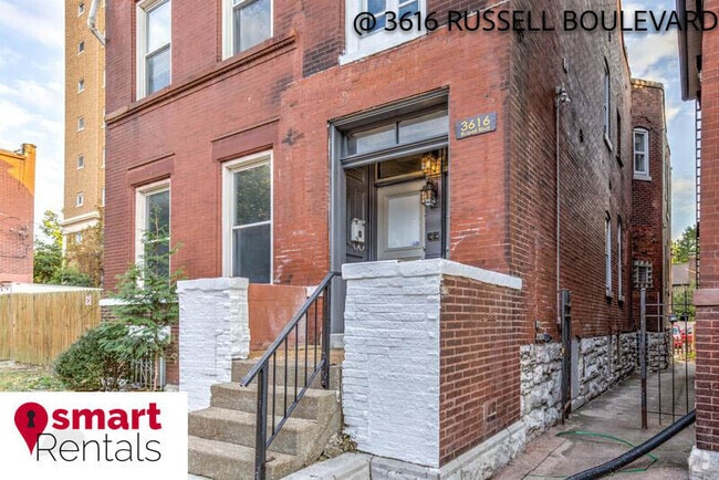 Building Photo - 3616 Russell Blvd
