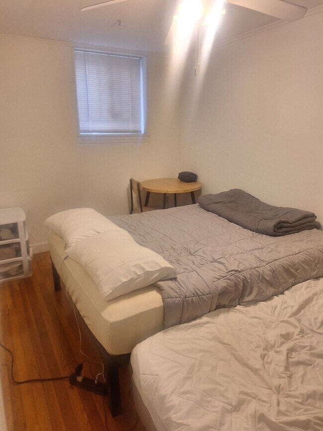 Foto del edificio - 7/1  No Fee! - Renovated Back Bay 1BR