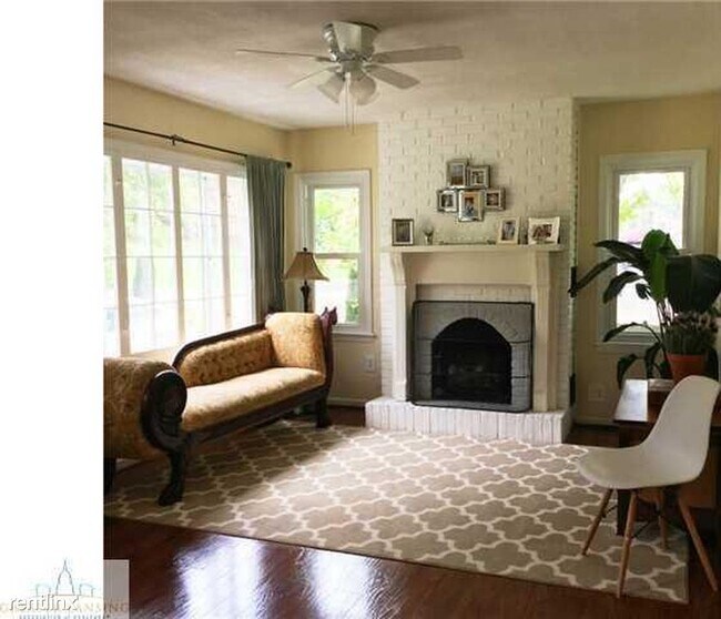 Foto del edificio - 3 br, 1 bath House - 4659 Liverance St