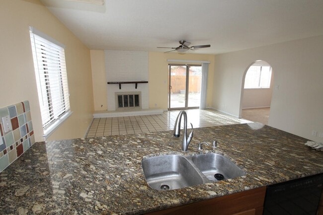 Foto del edificio - 7721 White St NE