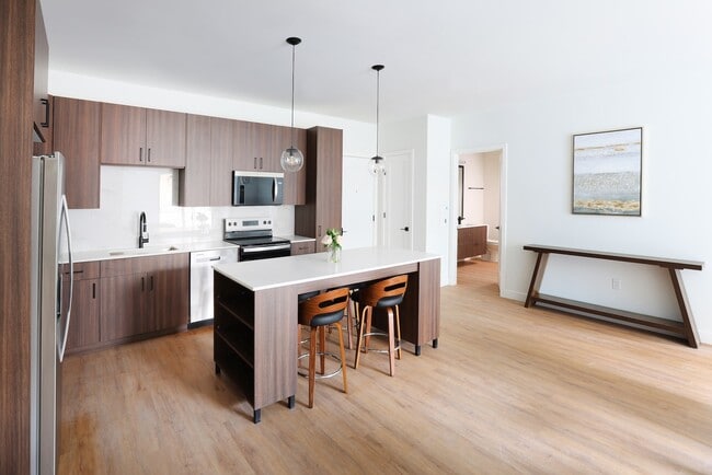 Building Photo - Yorktown Reserve