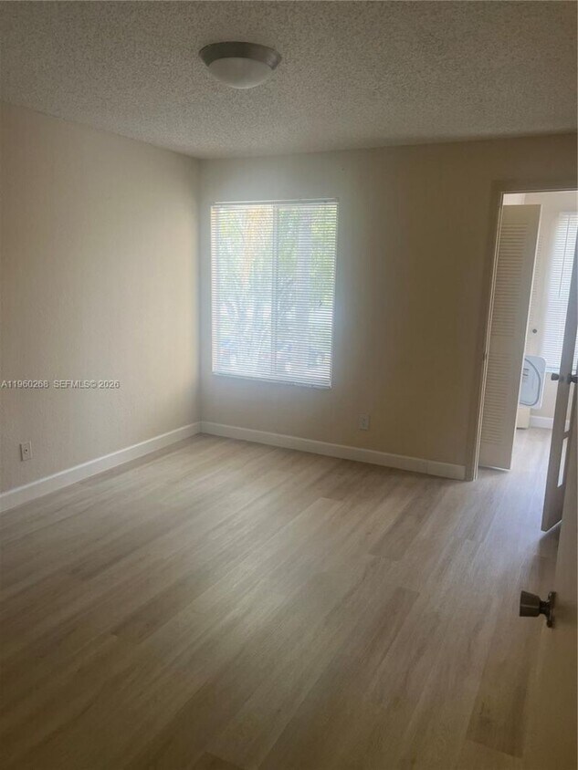 Foto del edificio - 565 Vista Isles Dr