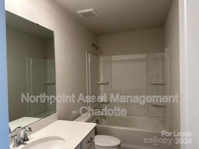 Foto del edificio - 13964 Castle Nook Dr