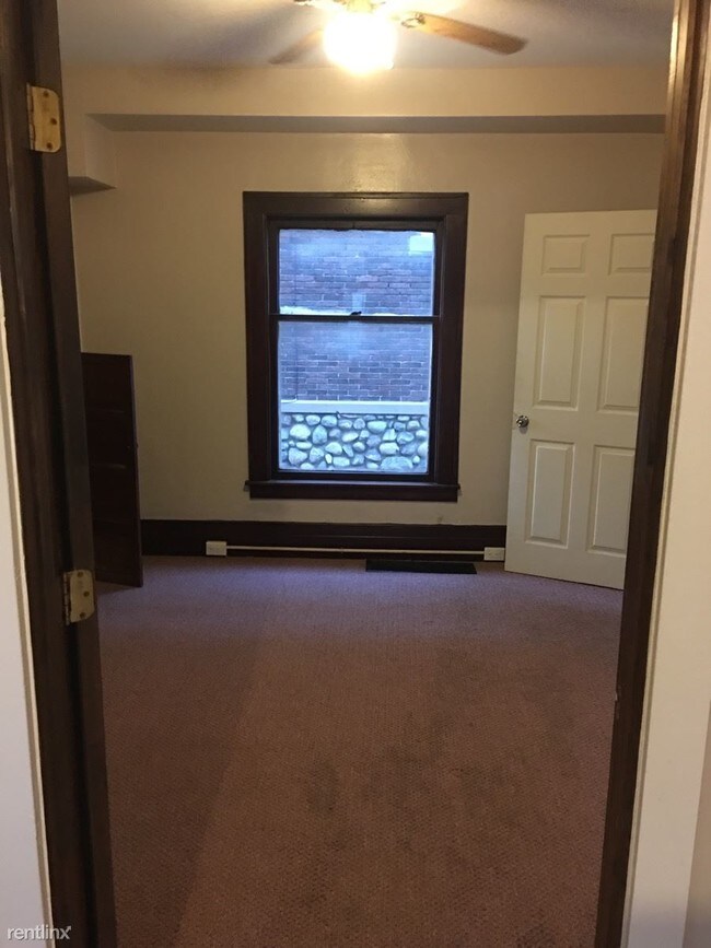 Building Photo - 268 Cesar E Chavez Ave