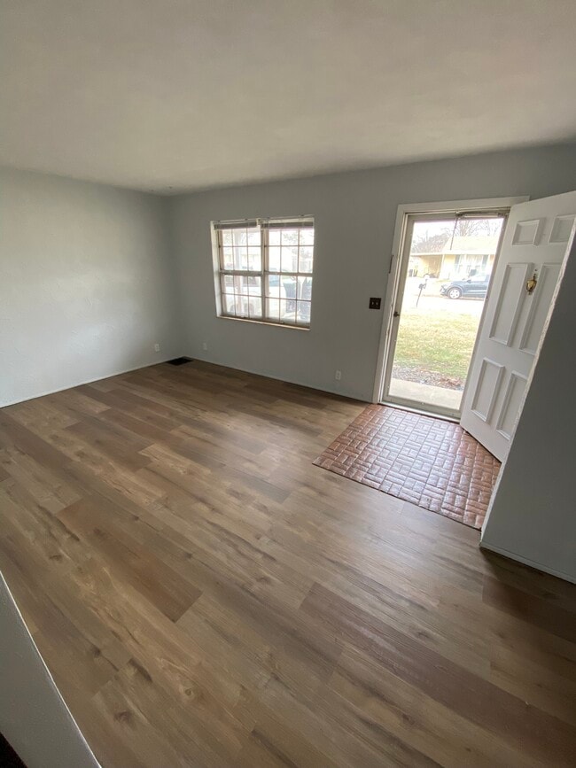 Sala de estar - 13 Independence Dr