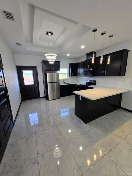 Foto del edificio - 1024 N Blair Ave