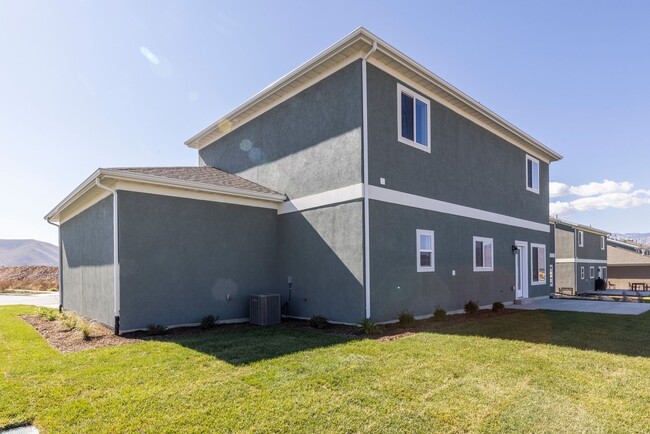 Building Photo - Heber Home in Brookside