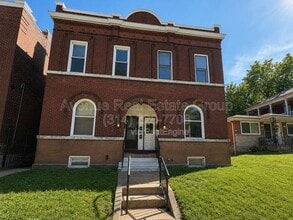Building Photo - 3208 Osceola St