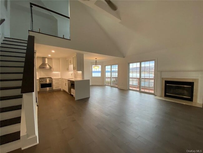 Building Photo - 105 Half Moon Bay Dr