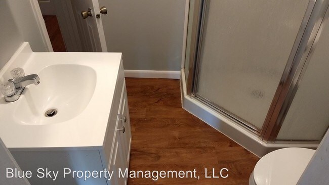 Foto del edificio - 3 br, 2 bath House - 5216 W. Bethel Ave.