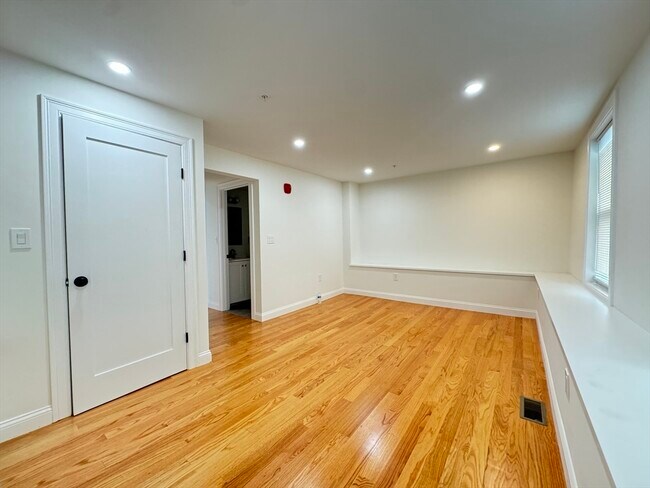 Foto del edificio - 298 Washington St
