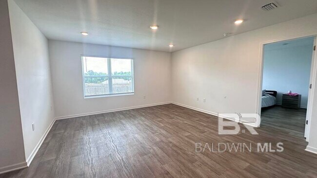 Building Photo - 31440 Lyon Rd