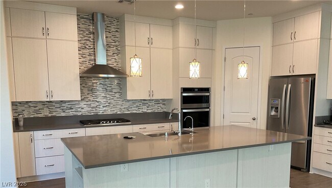 Foto del edificio - 80 Strada Caruso