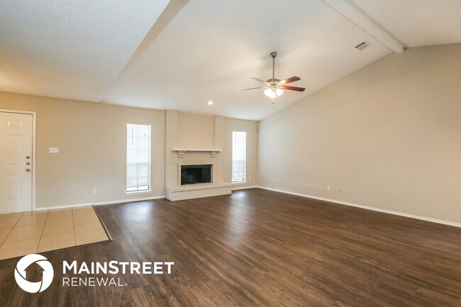 Foto del edificio - 1028 Eagle Dr