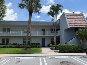 Building Photo - 4261 W Palm Aire Dr