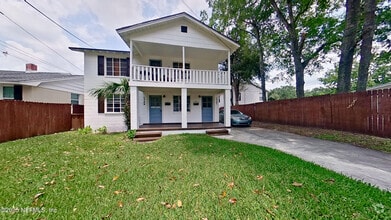 Building Photo - 1749 Sheridan St