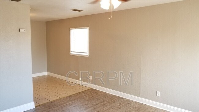 Foto del edificio - 3207 Dartmouth St