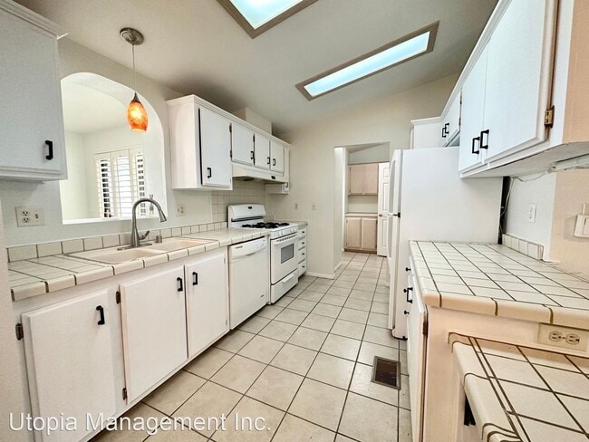 Building Photo - 2 br, 2 bath House - 34940 Serenade