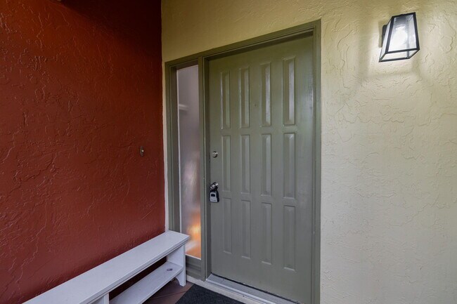 Foto del edificio - 13115 Belhaven Ct