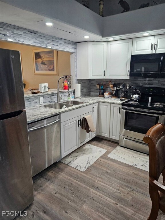 Foto del edificio - 1418 Cape Coral Pkwy W