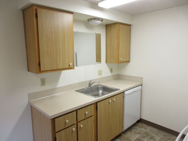 Foto del edificio - Quiet Two Bedroom Apartment in Keizer